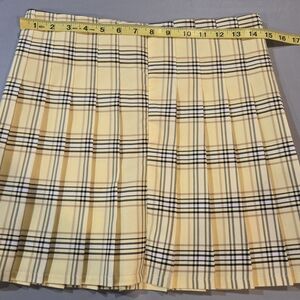 No Boundaries Yellow and Black Plaid Skirt 3c8